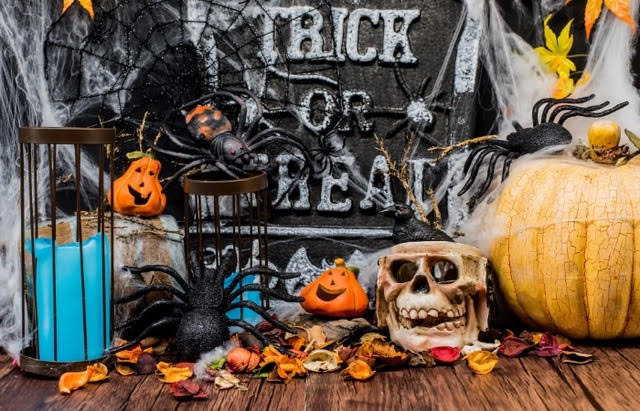 Halloween spooky decor